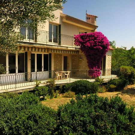 Maison Lumineuse Et Spacieuse Avec Jardin Arbore Ла-Валетт-дю-Вар Экстерьер фото