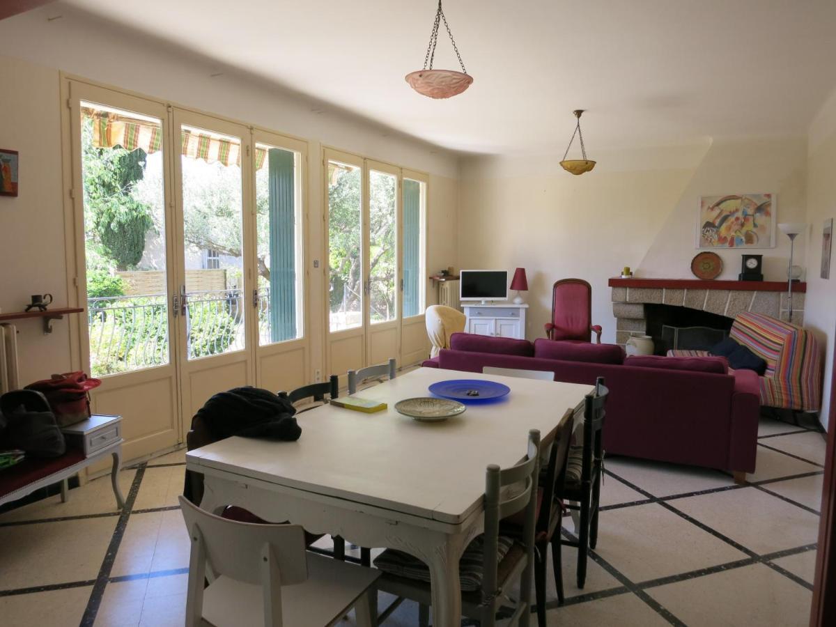 Maison Lumineuse Et Spacieuse Avec Jardin Arbore Ла-Валетт-дю-Вар Экстерьер фото